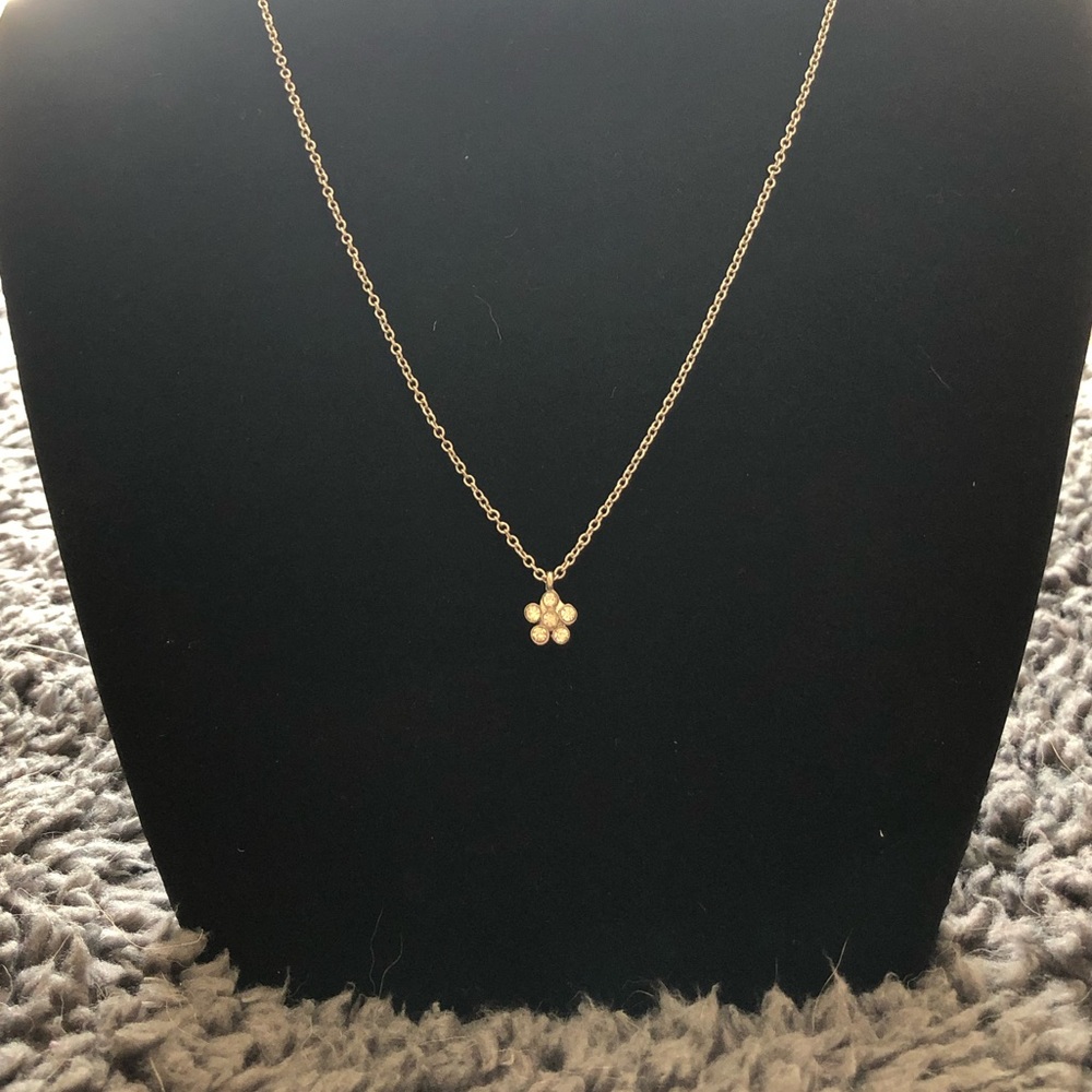 Flower necklace